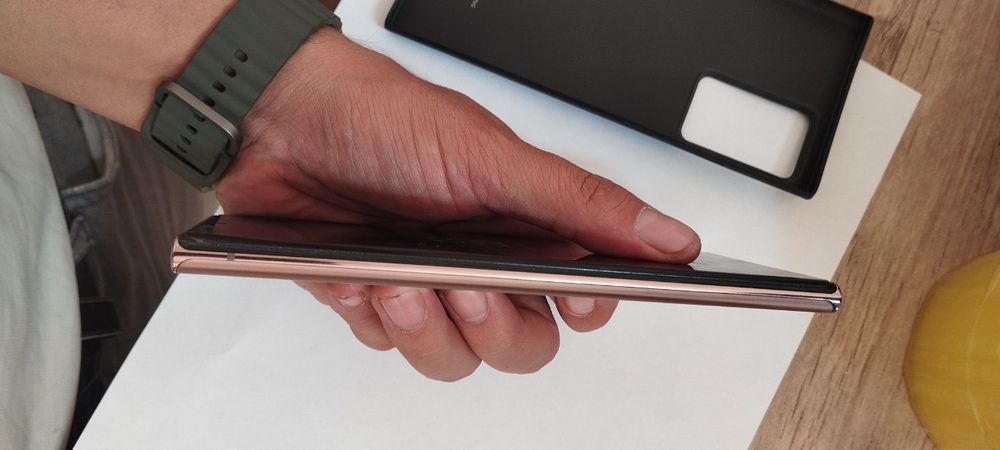 Samsung Note 20 ultra Toza