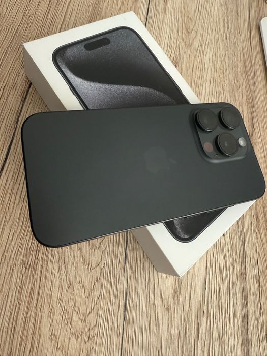 Iphone 15 pro 256 black КАТО НОВ 1г гаранция