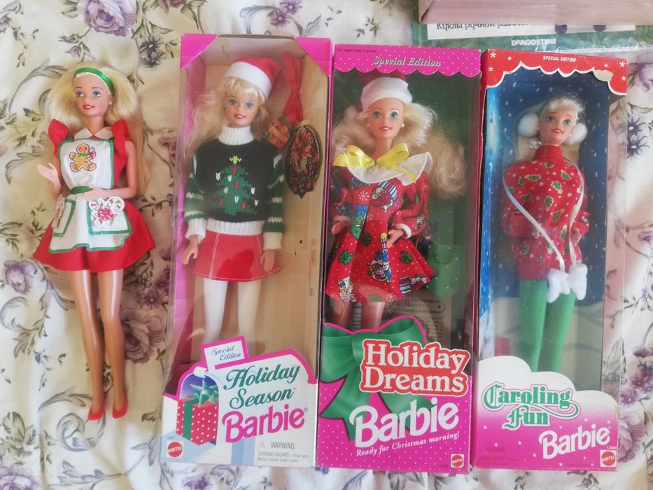 Новогодние Барби из 90х