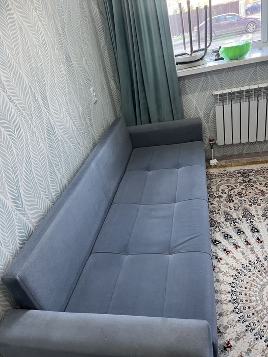 Продам диван 2. Метра
