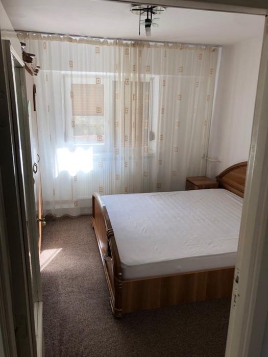 Apartament 3 camere decomandat