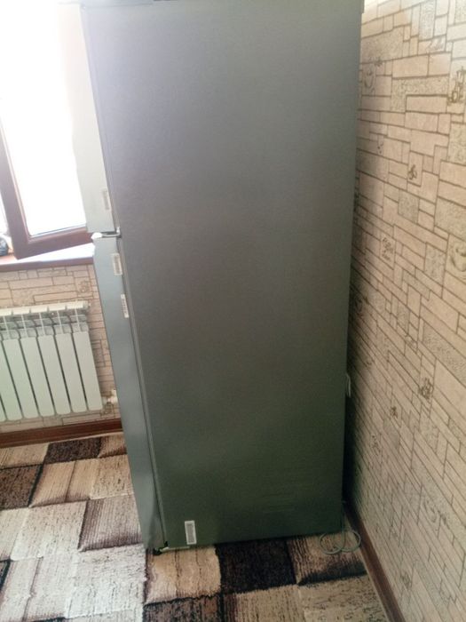 Адрес Город Навоий. Холодильник LG, как новый — использовался 1 месяц
