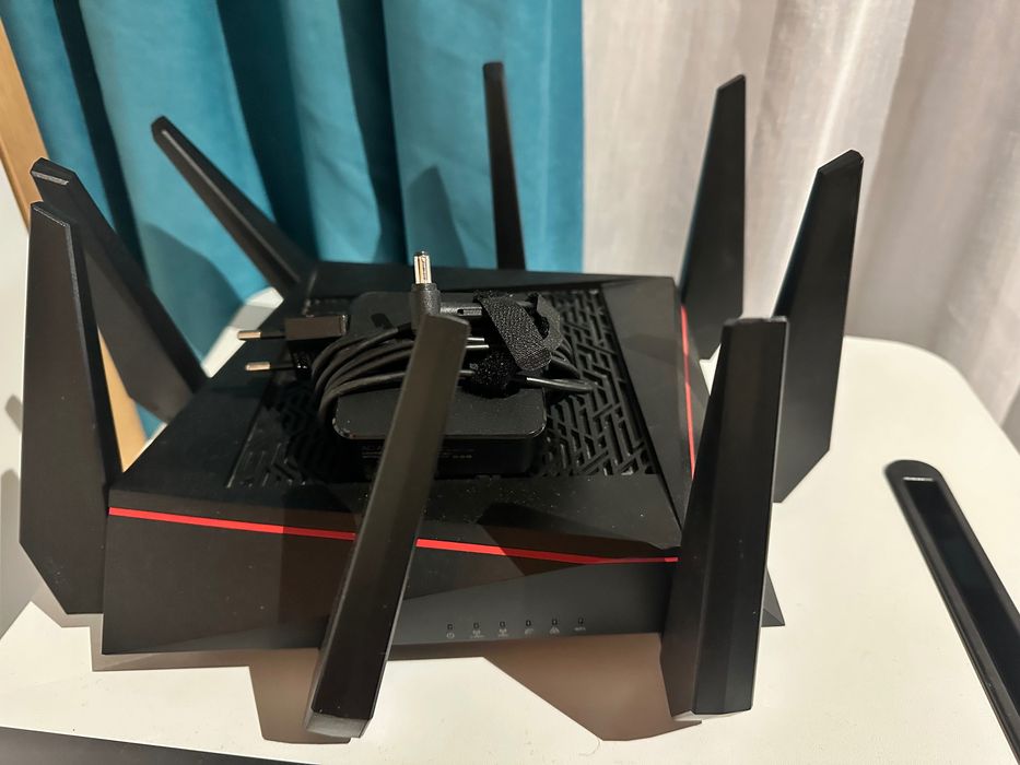 Router Asus Gigabit Tri-Band RT-AC5300