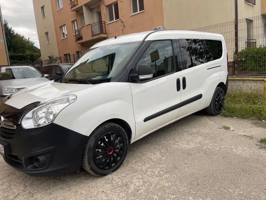 Vând Opel Combo 2016 Long