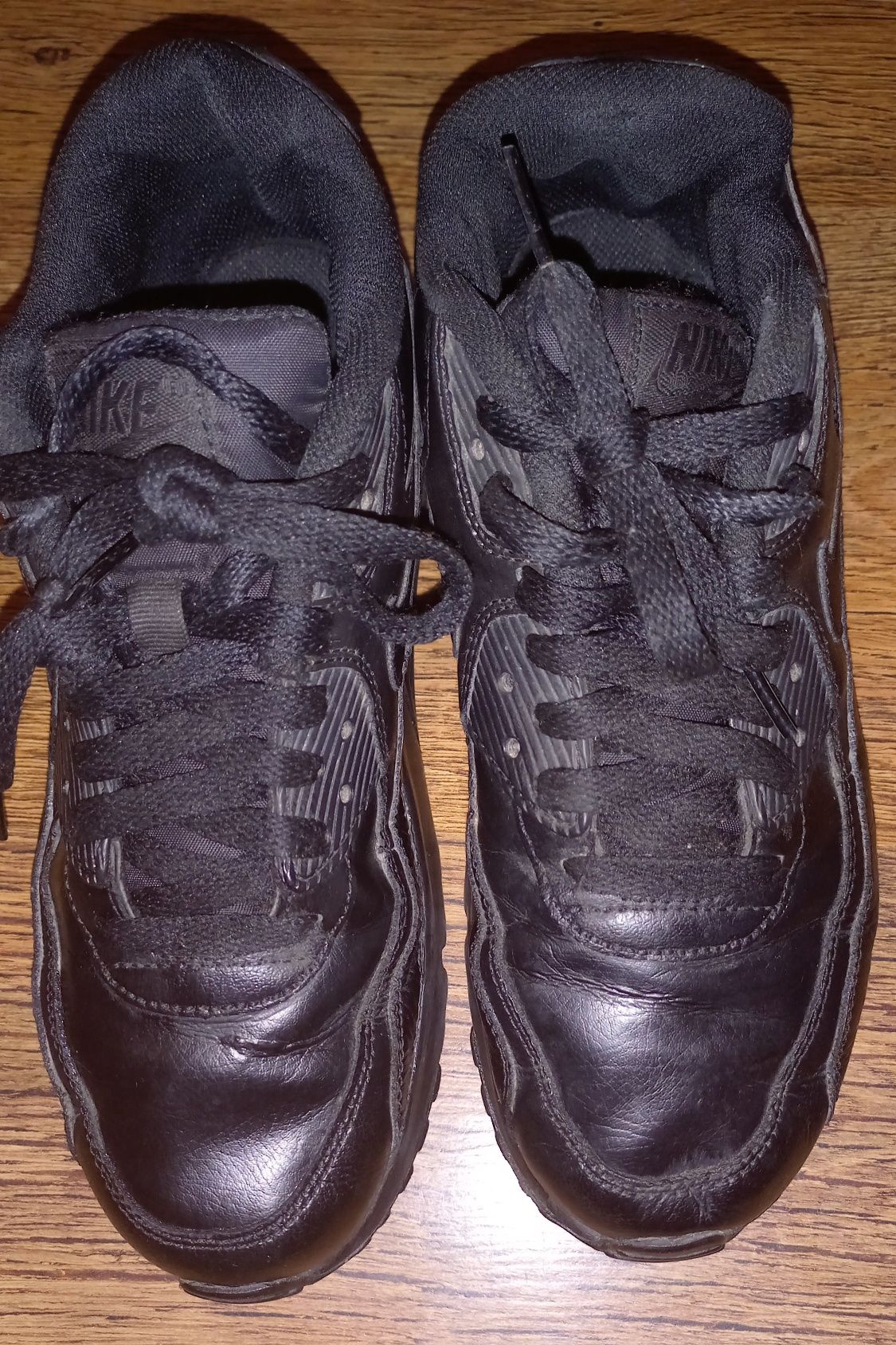 Маратонки Adidas Найк