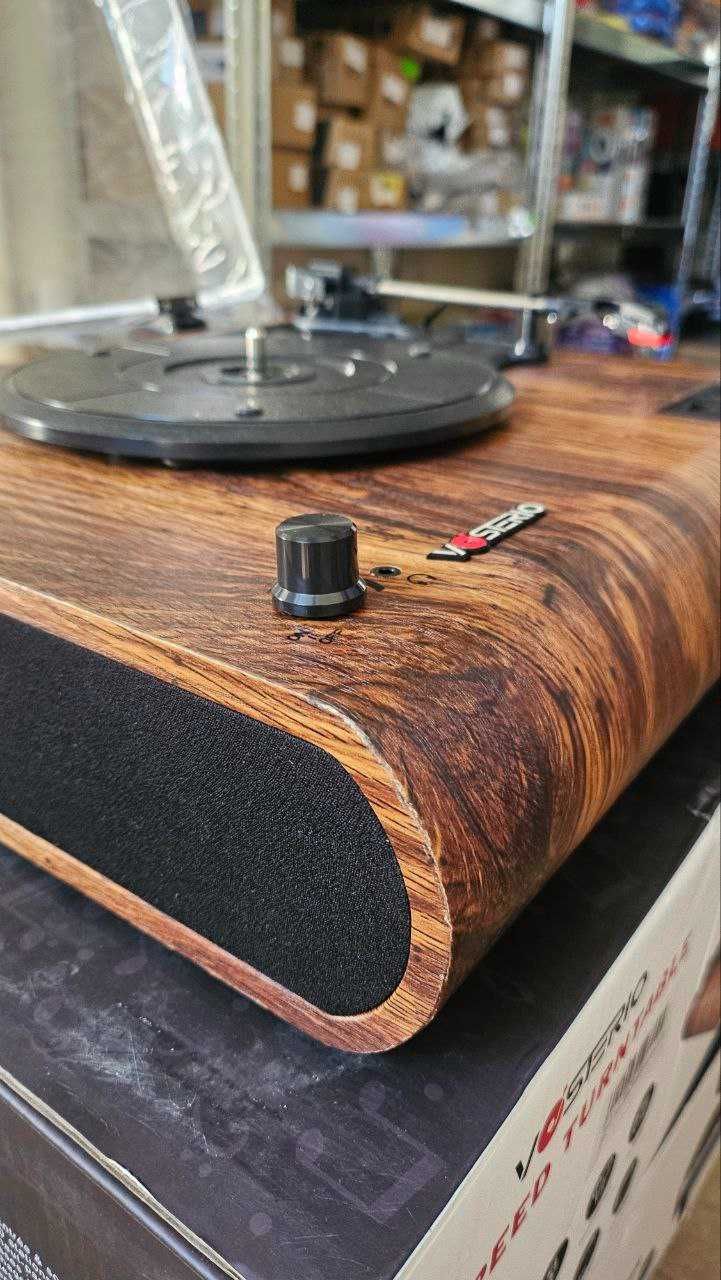 VOSTERIO B-692 Bluetooth 3-скоростен грамофон с вградени високоговорит
