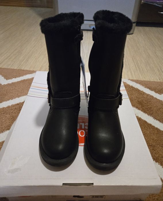 Нови ботуши момиче 26 номер