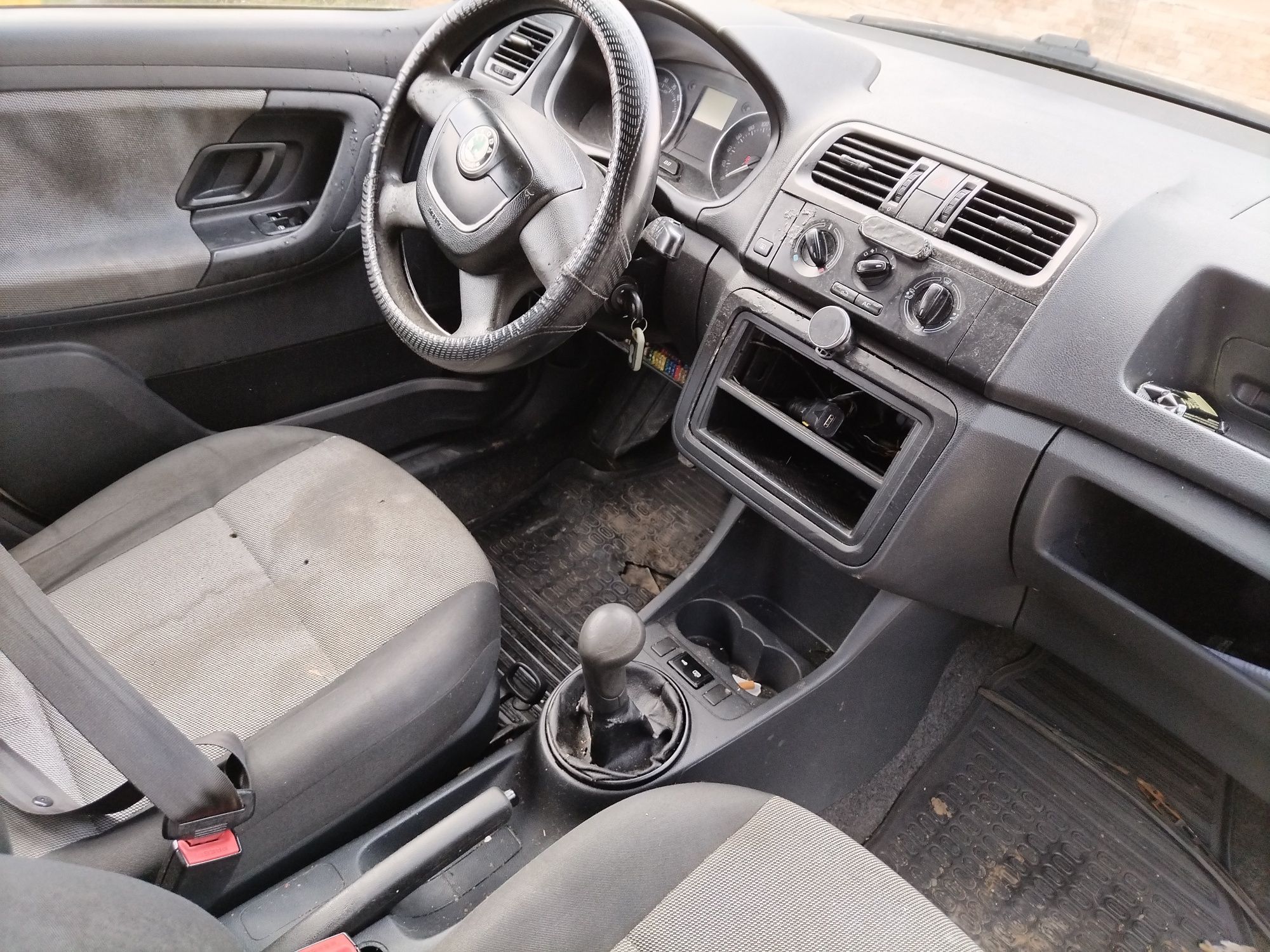 Skoda fabia 1.6 TDI НА ЧАСТИ!!!