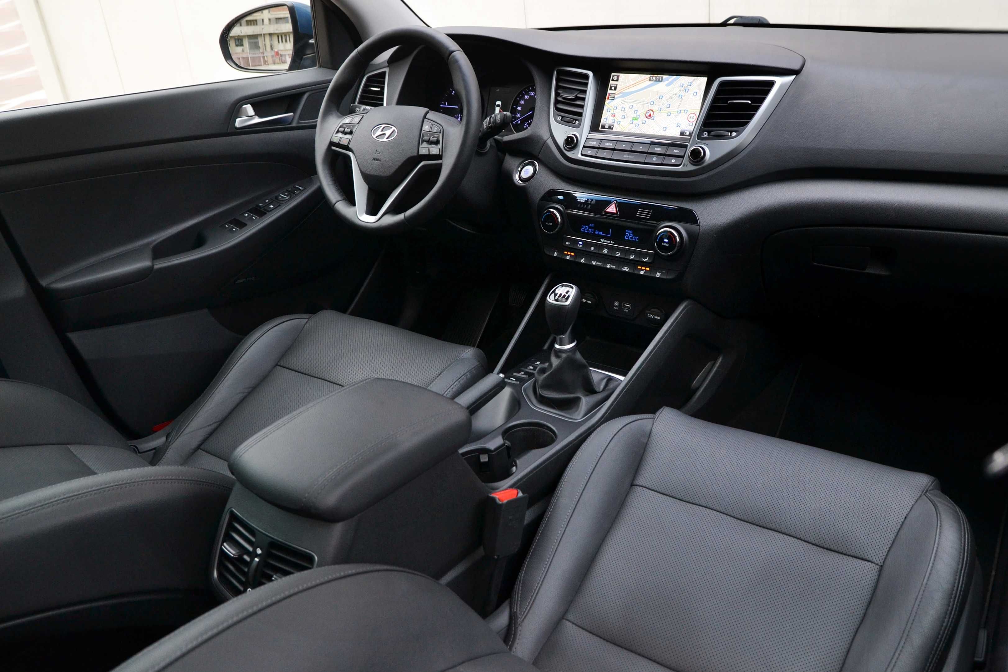 Hyundai Tucson 2.0 / Panoramic / Full Assist / Ventilatie