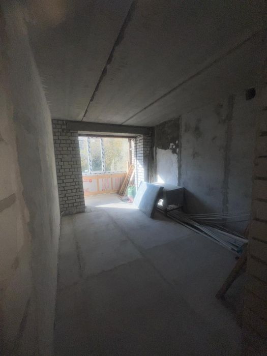 Продам 1 ком новую кв 55 м2 на строителе