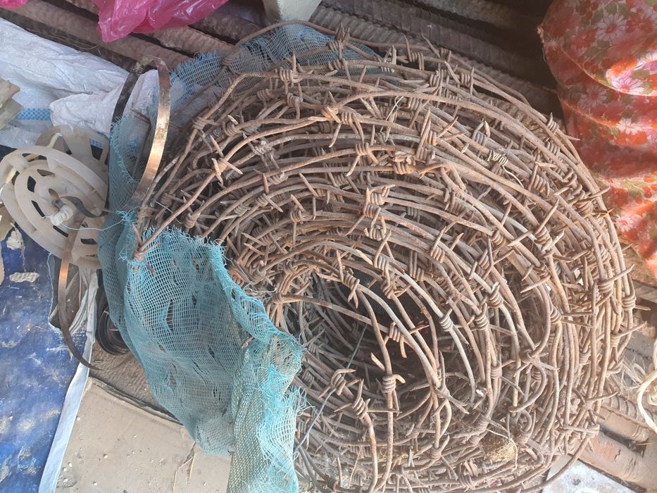 Колючая проволка