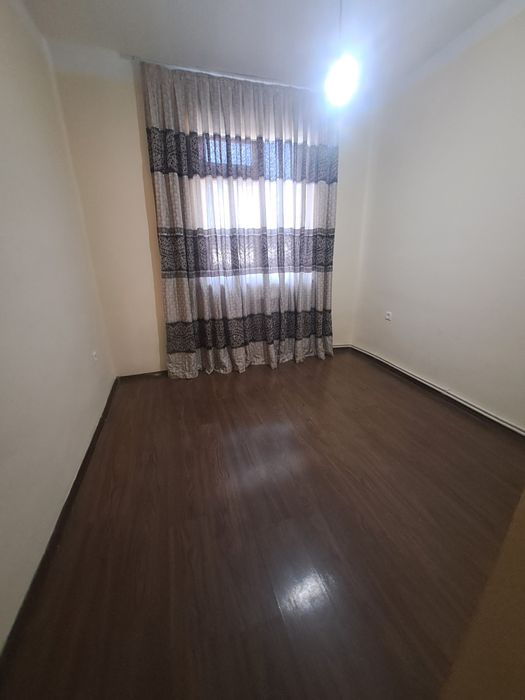 Срочно Яшнобод олмос махаллада квартира сотилади