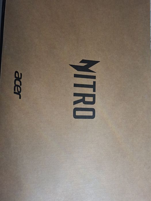 Laptop Acer Nitro V16