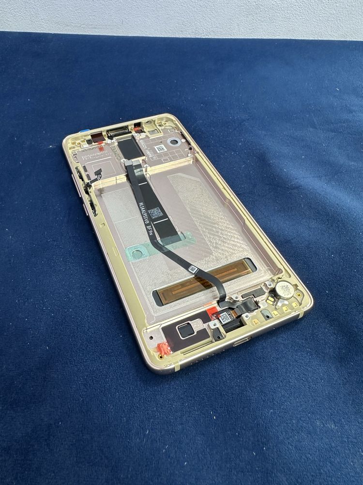 Huawei Mate 10 дисплей с рамка