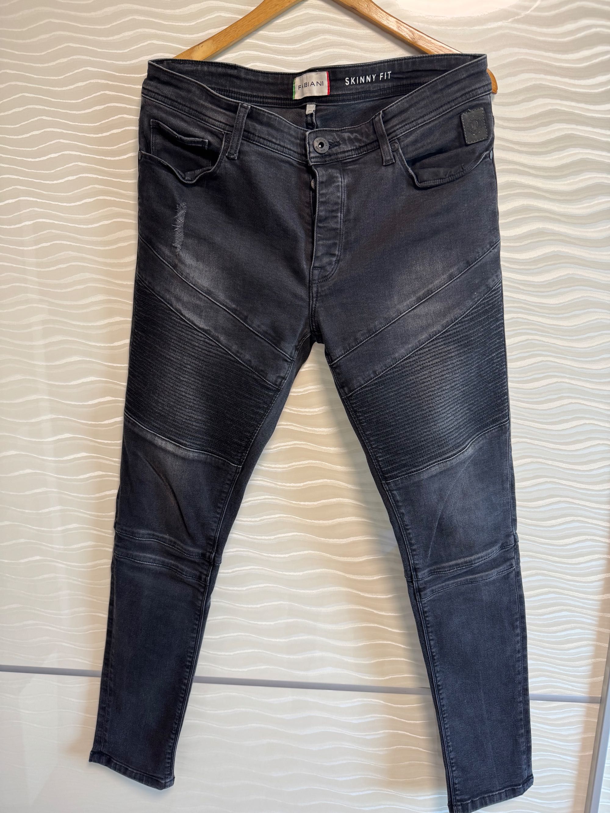 Armani, Iceberg, Saint Laurent, Fabiani