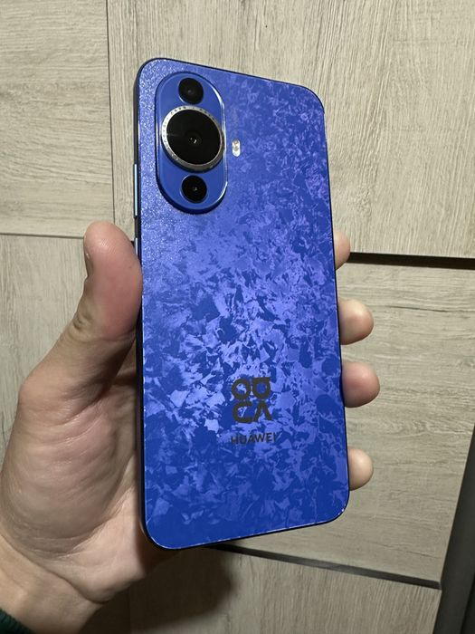 Huawei nova 12s 8/256 taliy ideal holatda 130$