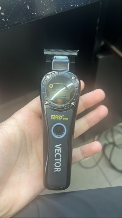 Vand/schimb trimmer mrd vector