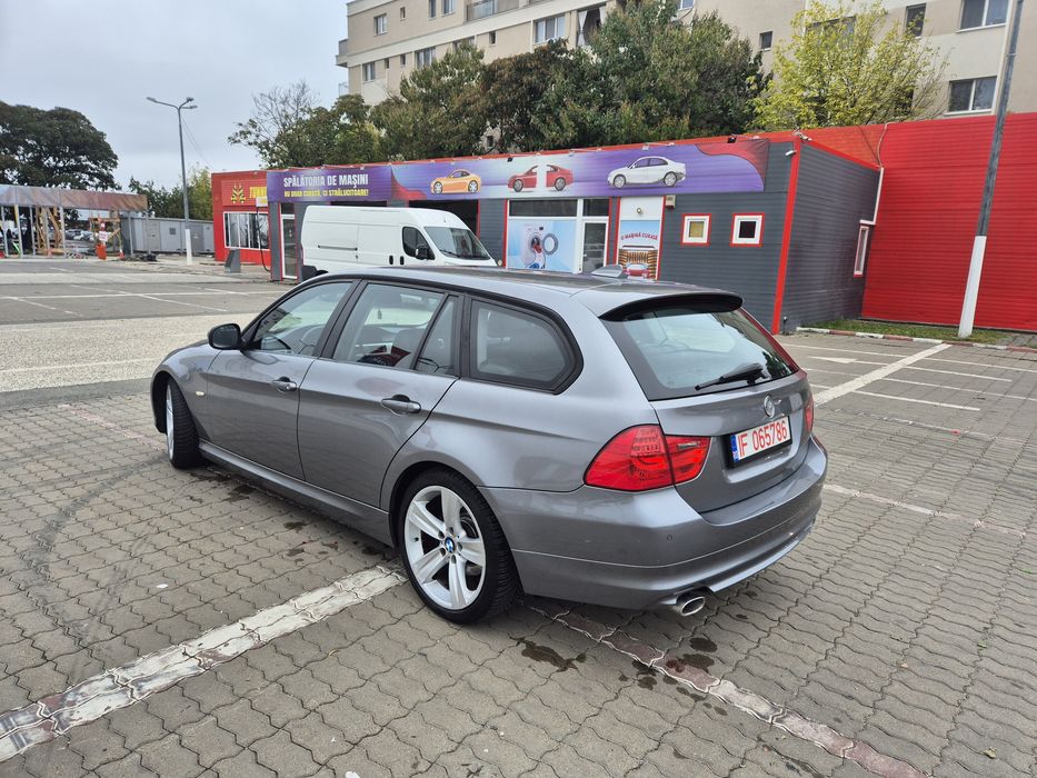 Vand BMW e91, 320D, automat