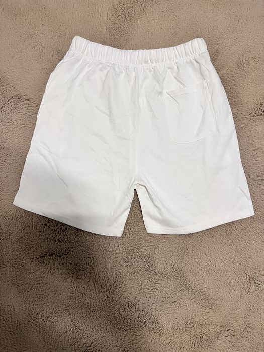Pantaloni scurti Essentials albi
