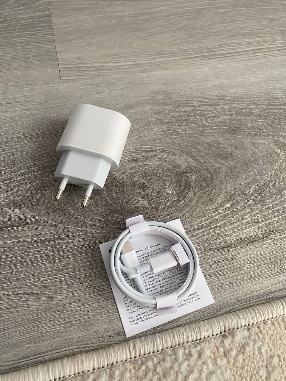 зарядка на iphone