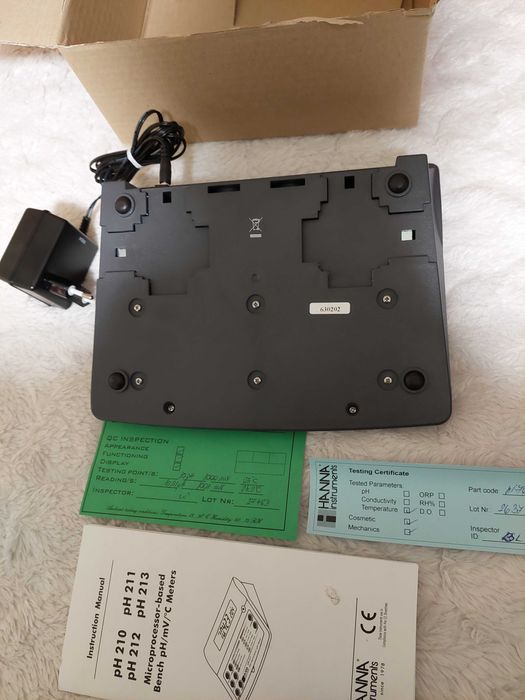 Hanna Instruments Microprocessor pH Meter pH 211