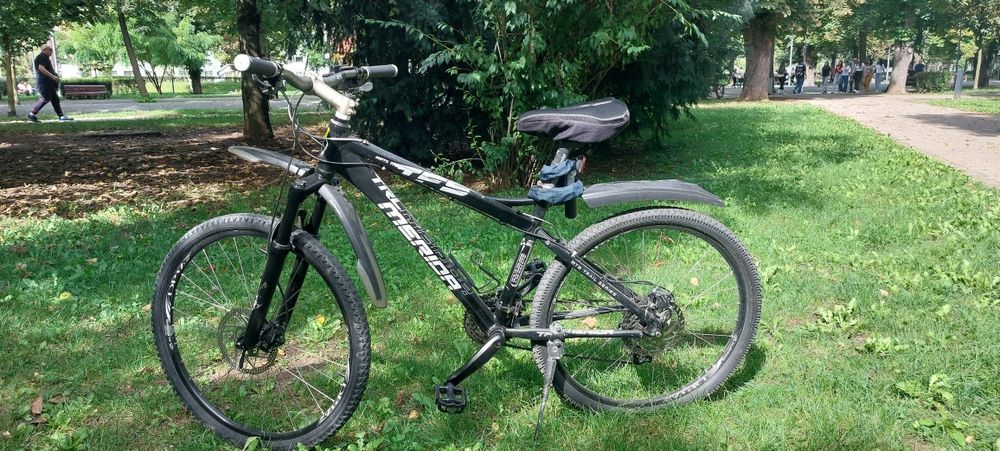 Ofer spre vanzare bicicleta Merida Matts TFS 350