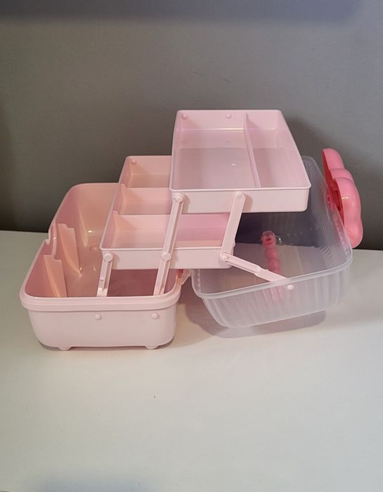 Кутия за аксесоари за коса