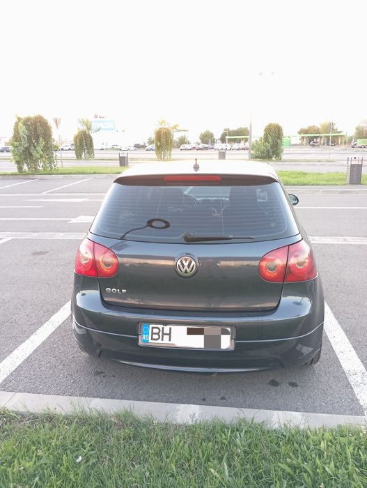 Vând Volkswagen Golf V 2.0tdi