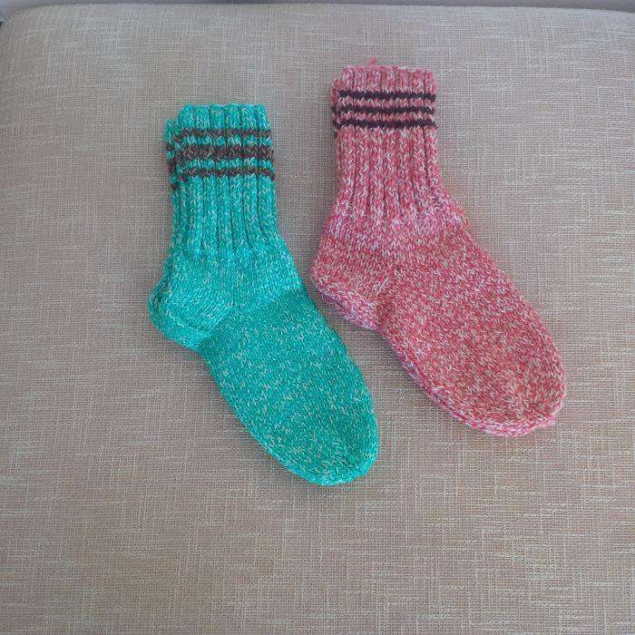 Ciorapi de lana lucrati manual