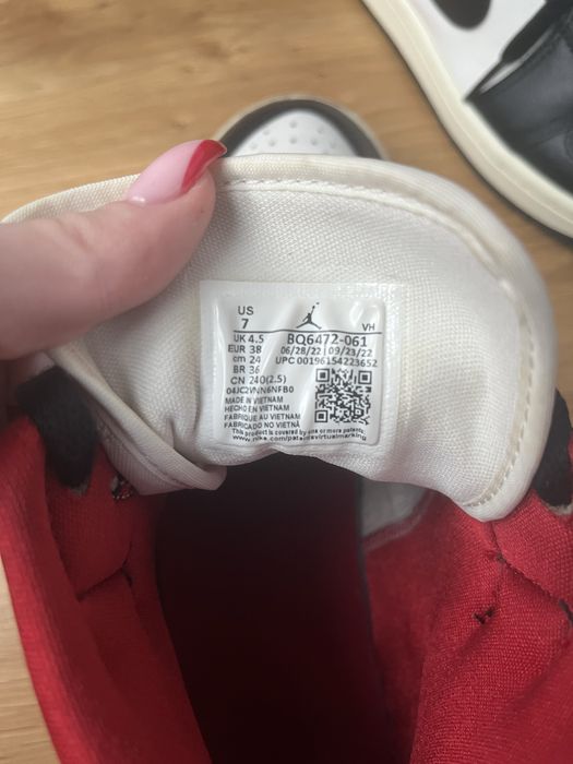 Jordan 1 mid gym red оригинални
