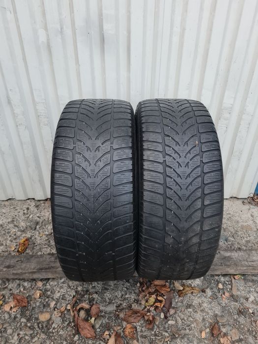 2 Anvelope de iarna*225/50R17 *Dunlop*LICHIDARE STOC*50 Lei Buc*