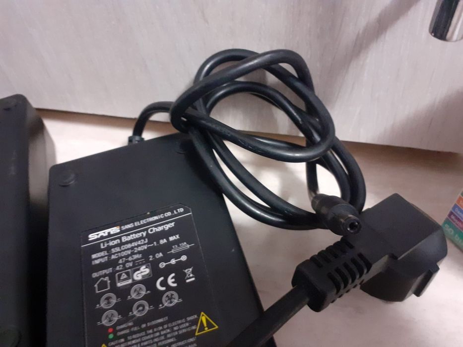 Alimentator Încărcător 42V 2A Trotineta Electrica,Hoverboard