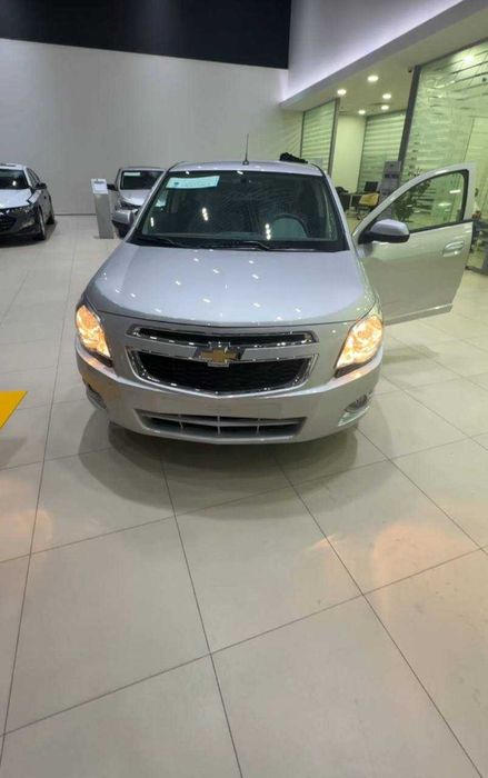 Yangi MCM Cobalt naxt va nasiya savdo