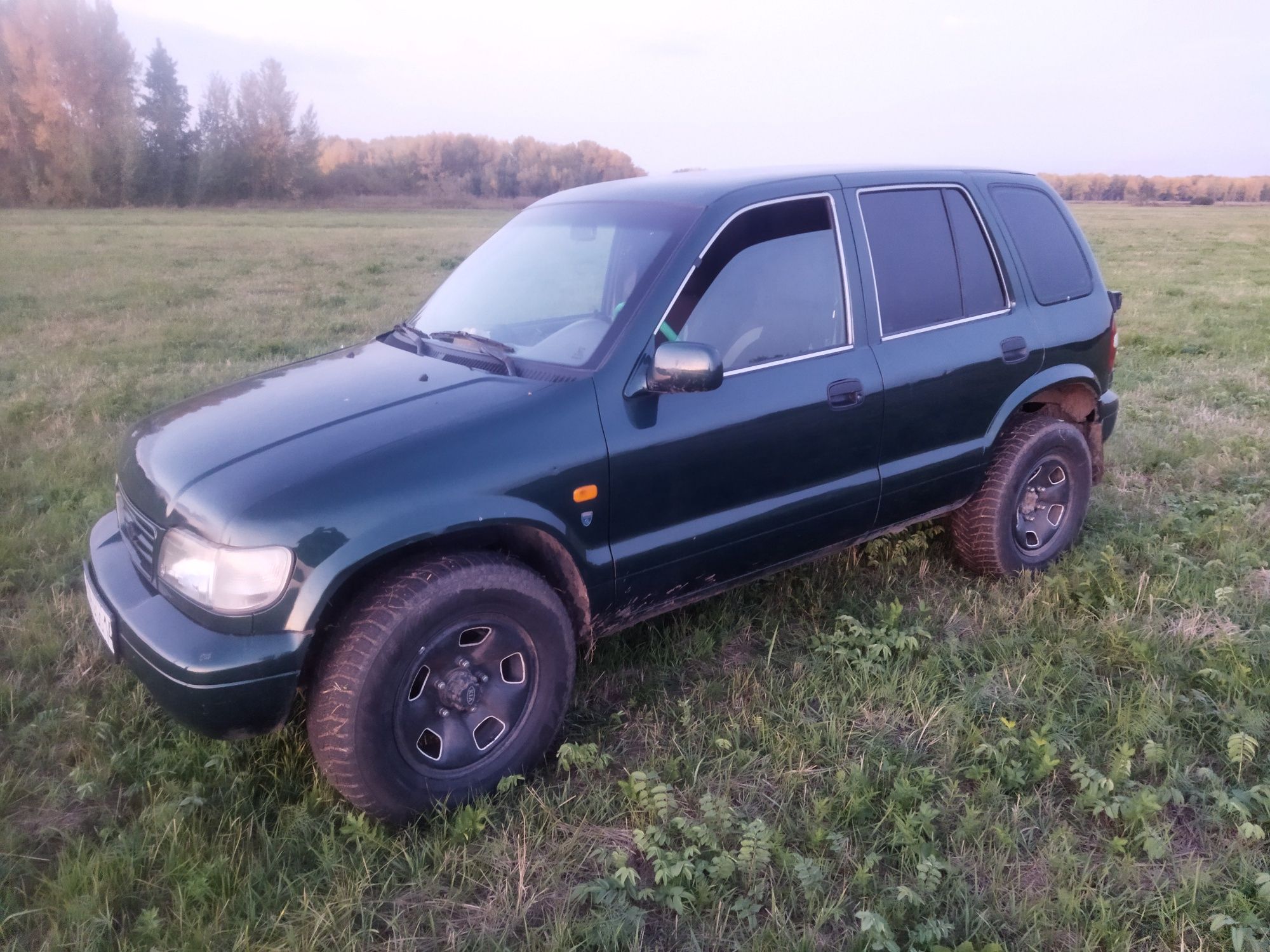 Продам Kia Sportage автомат 1997 год