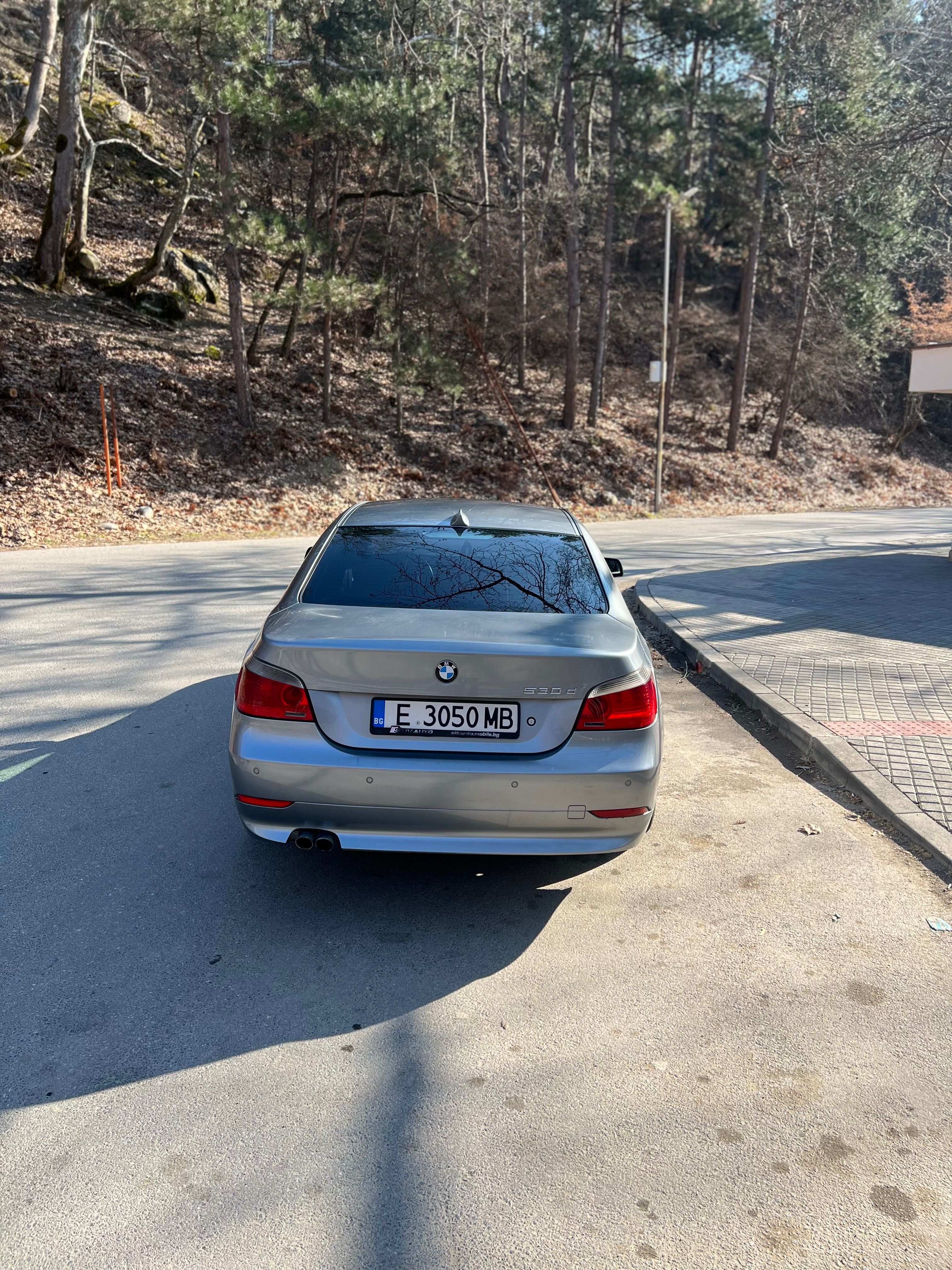 Автомобил бмв 530d