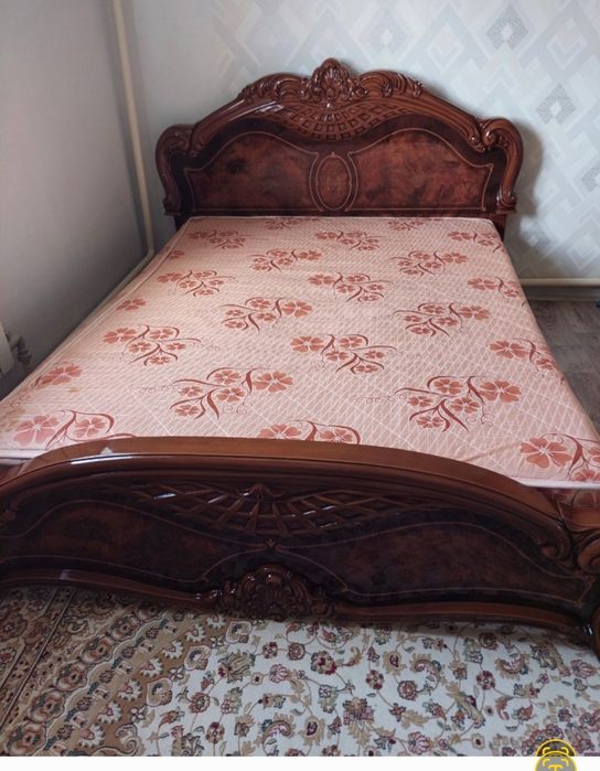 Спалныи кроват сатылады