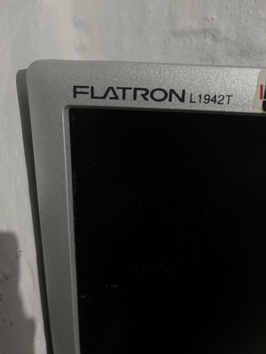 Продам монитор в хорошем состоянии