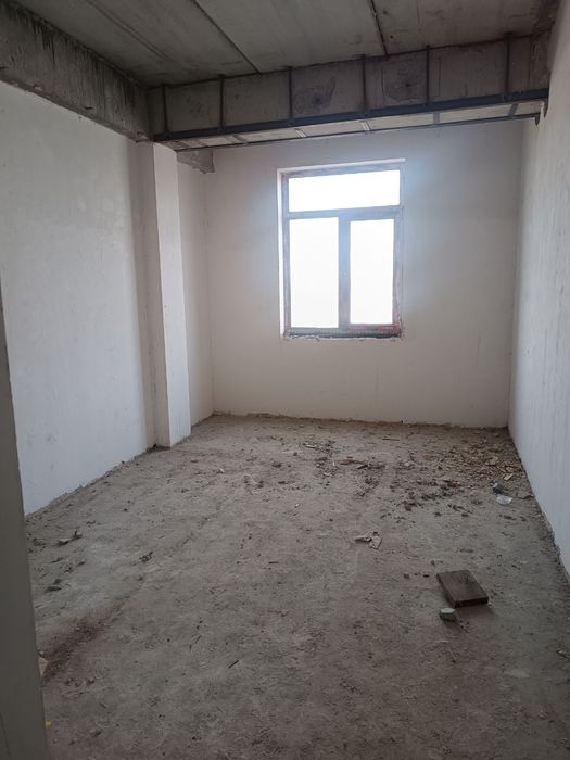 Срочно 53.8 м2 новостройка сотилади