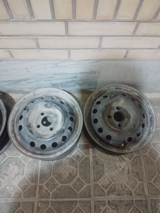 Диска 14 сотилади