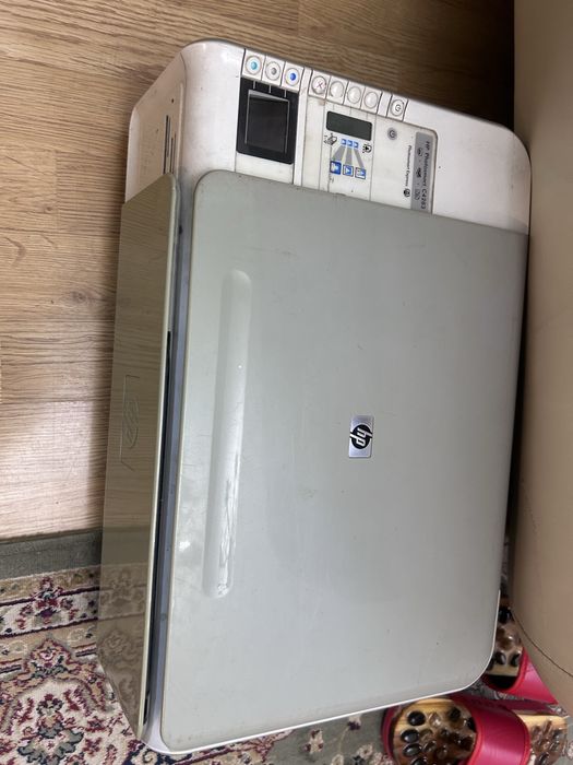 Плинтер HP нету картреж