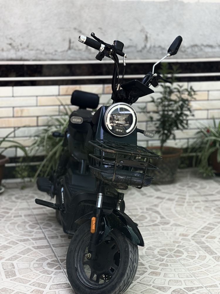 Skuter sotiladi narxi 220$ quqonda naqdga