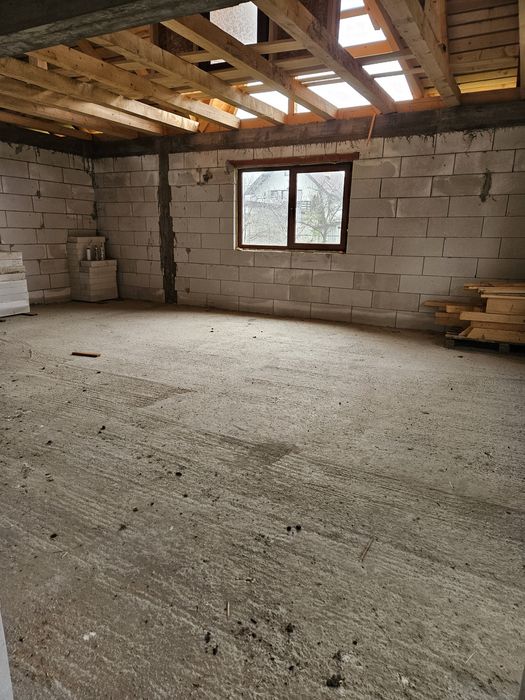 Vând casă p +m 250mp +teren  1200mp