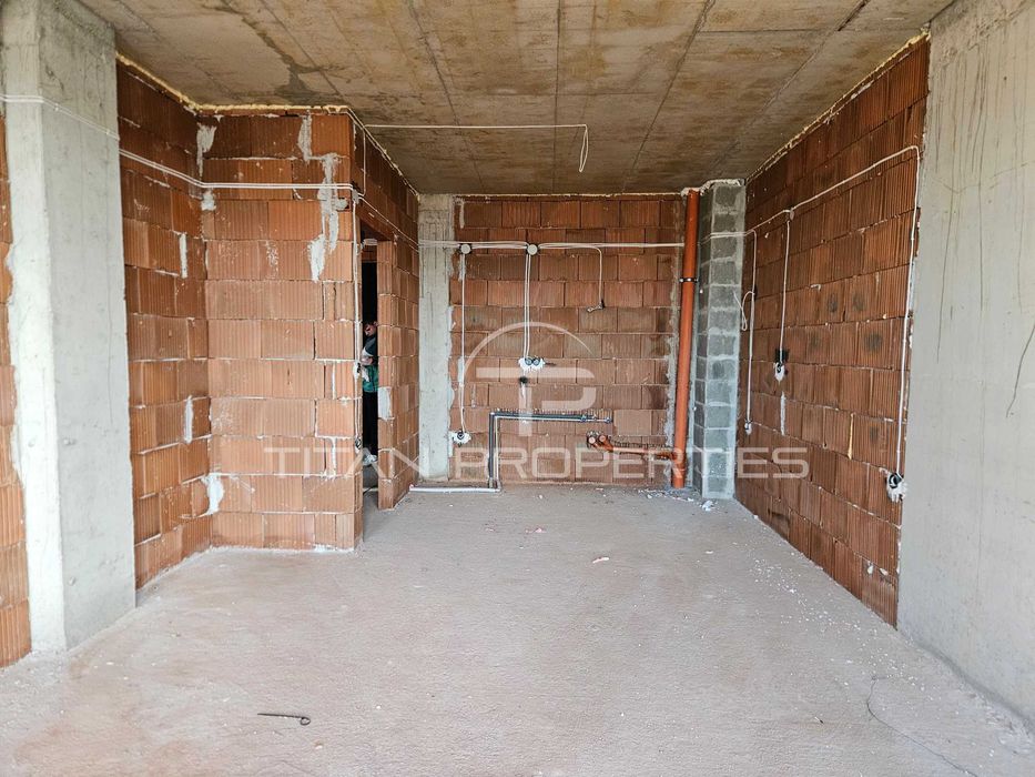 Продава се Двустаен апартамент в Пловдив, Остромила - 73 кв.м за 1208 €/кв.м - Снимка #3