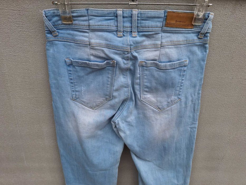 **Stradivarius | pantaloni dama | talie 72 cm | mar. 34 - 36 | XS - S