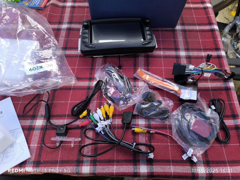 Мултимедия за w203/209