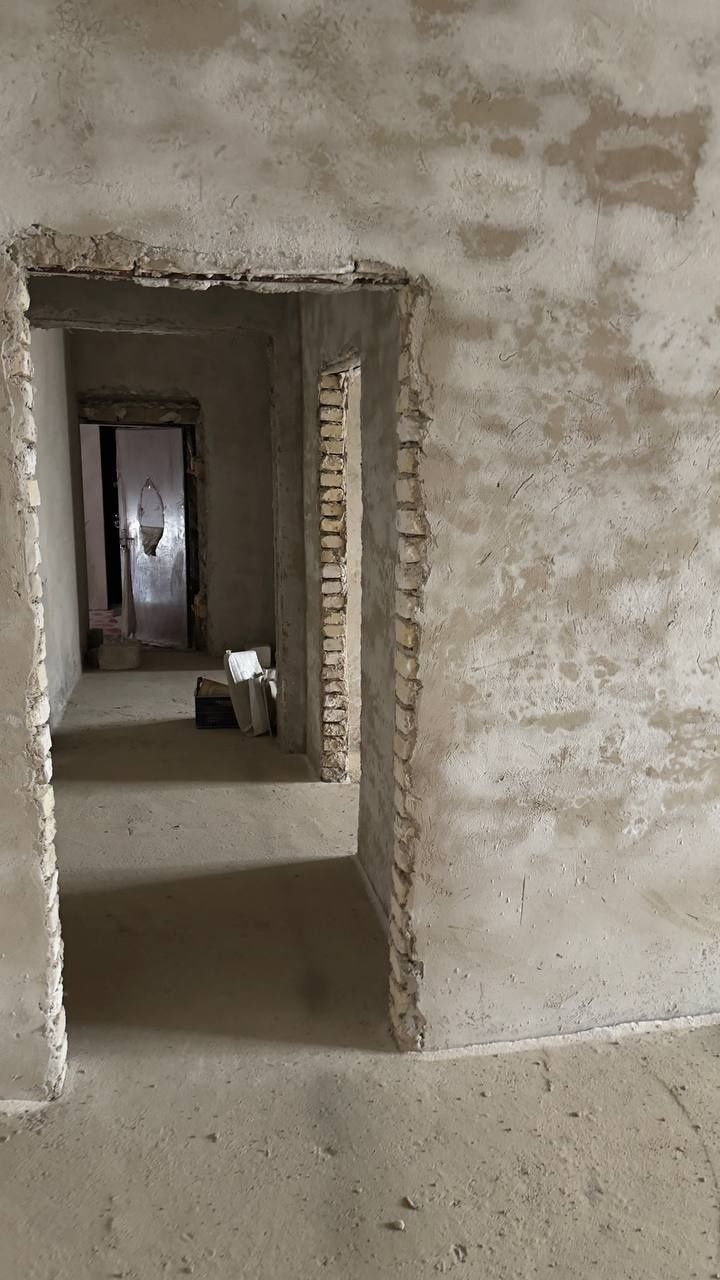 Krasniy kirpich domdan 2 xonali uy sotiladi