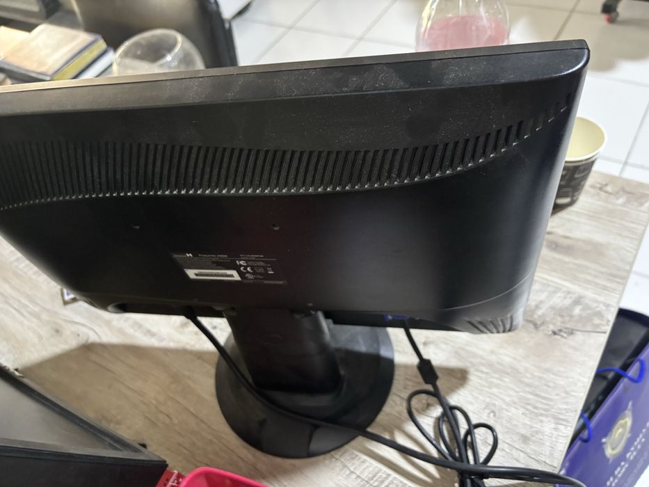 Monitor LG ofisniy
