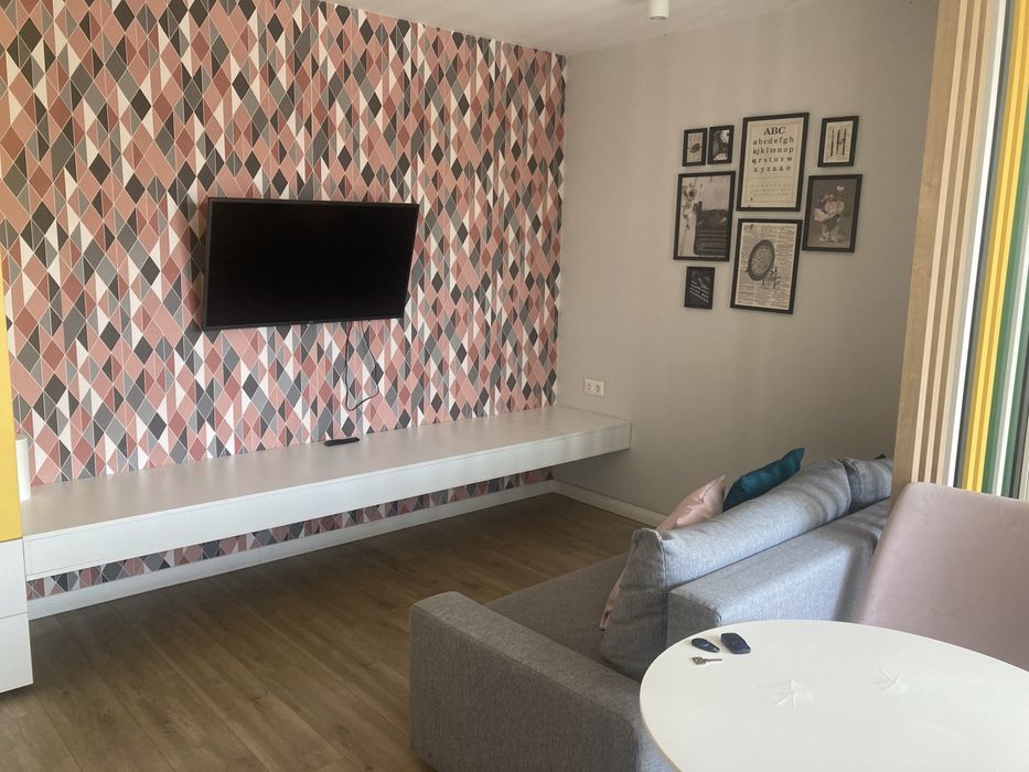 Persoana fizica, inchiriez apartament