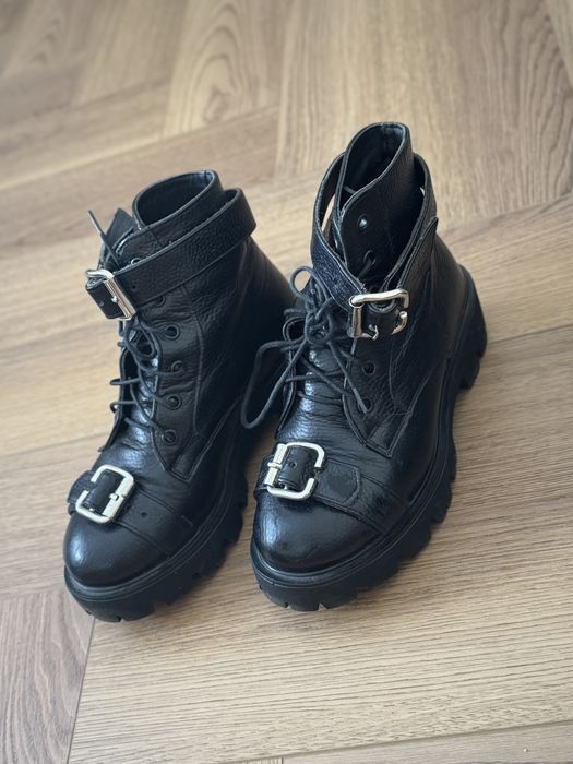 Ghete Moja marimea 35