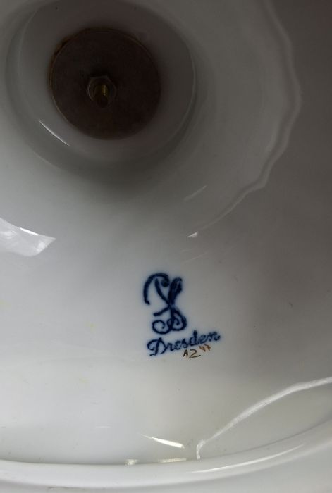 Ваза - Dresden, Carl Thieme Potschappel

Порцеланова ваза